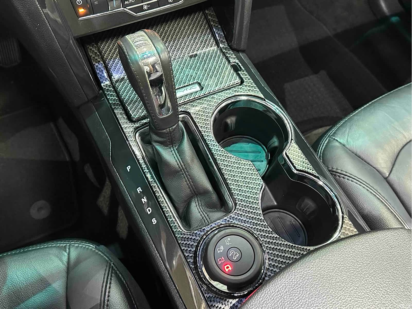 Ford Explorer, 2015 22