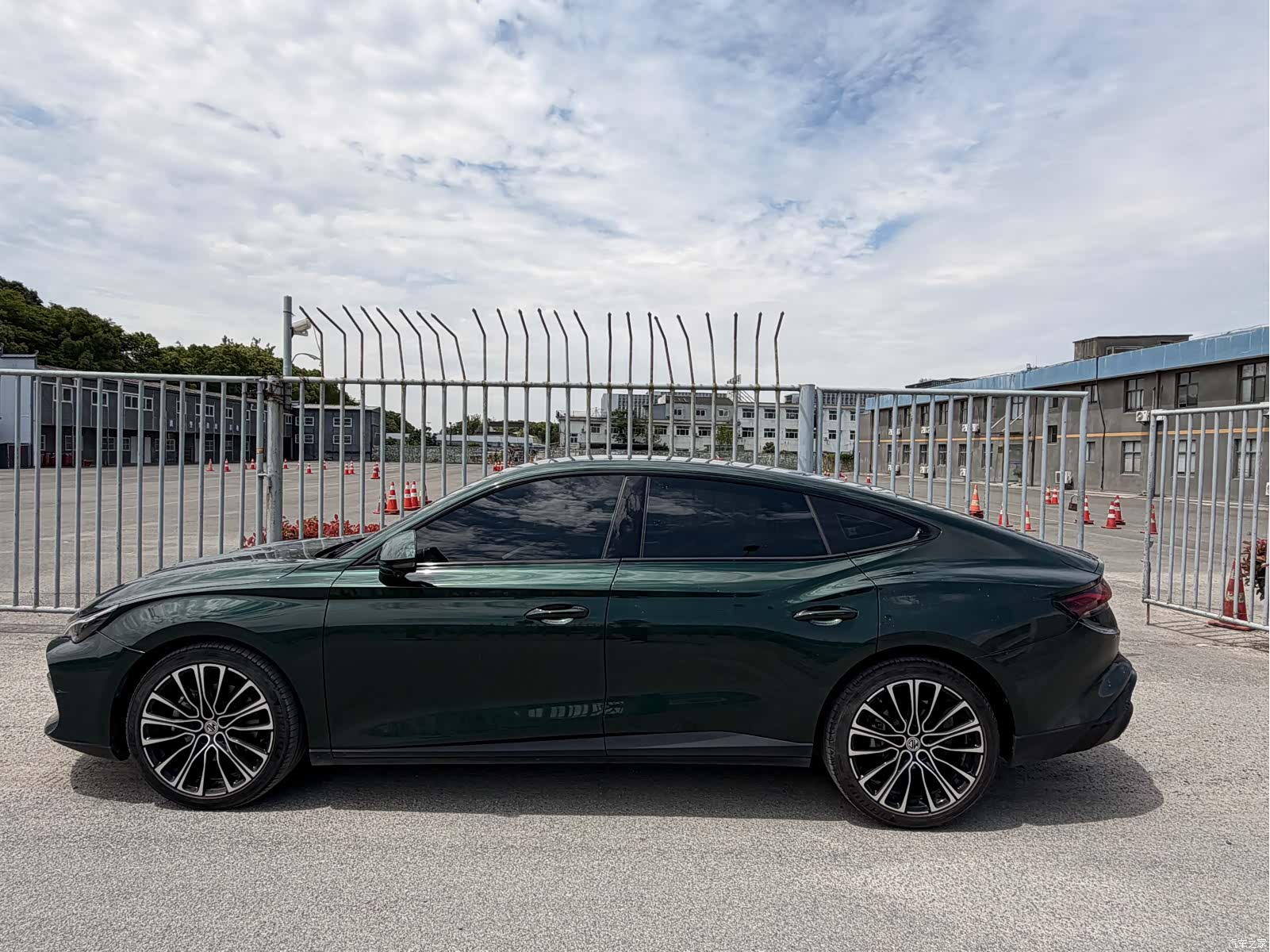 MG MG7, 2023 15