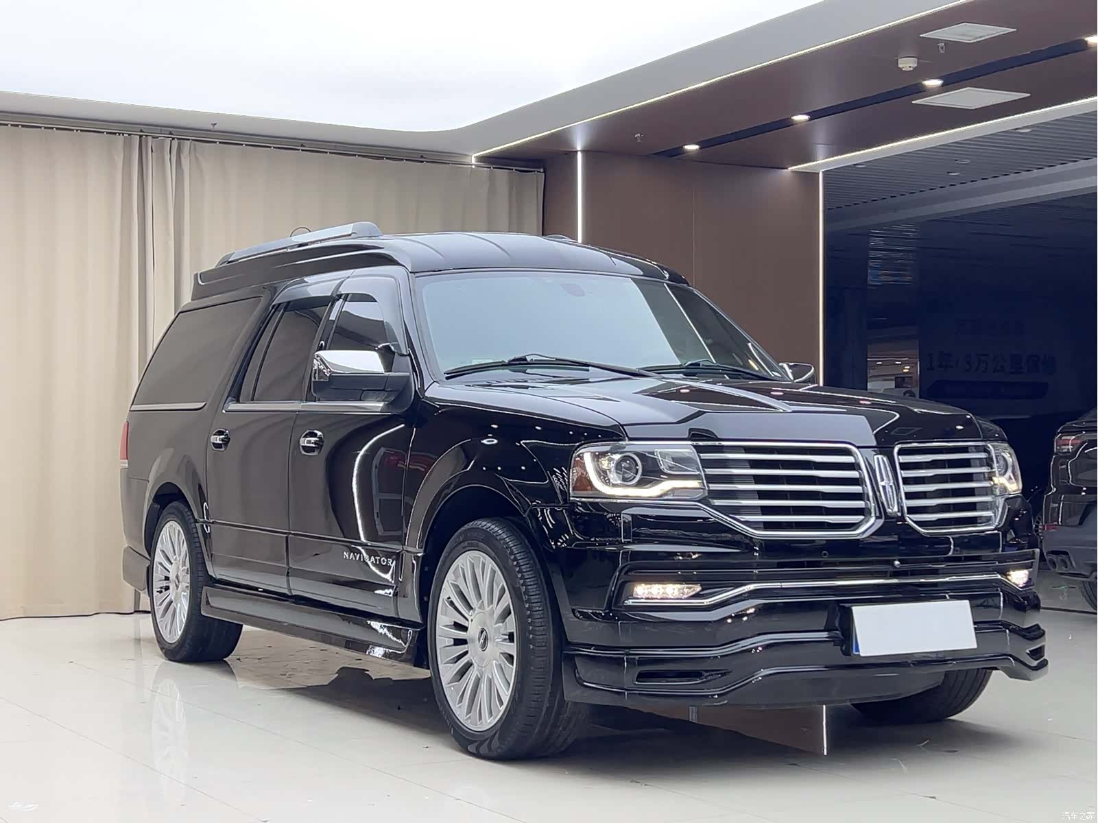 Lincoln Navigator, 2016 3