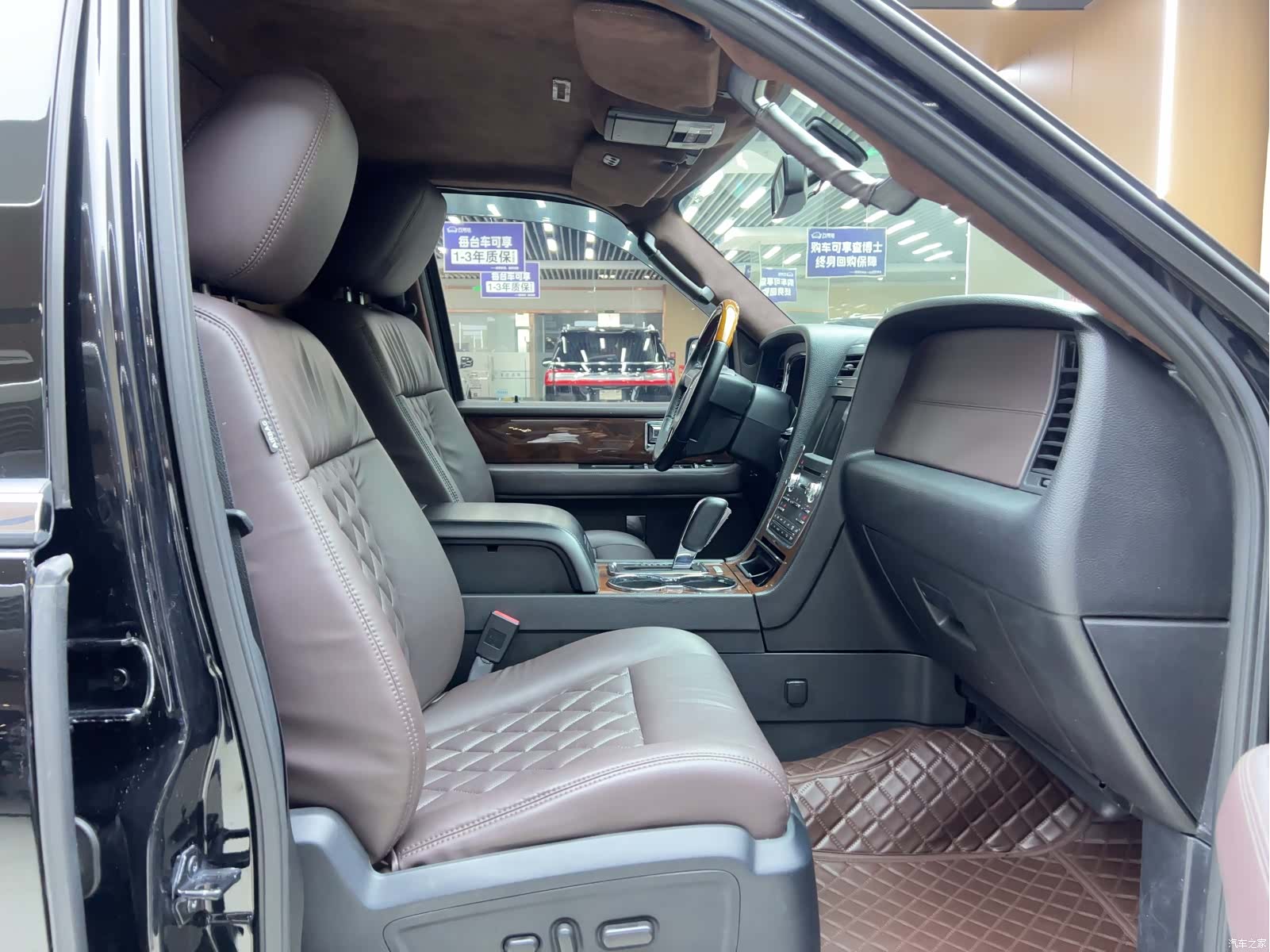 Lincoln Navigator, 2016 19