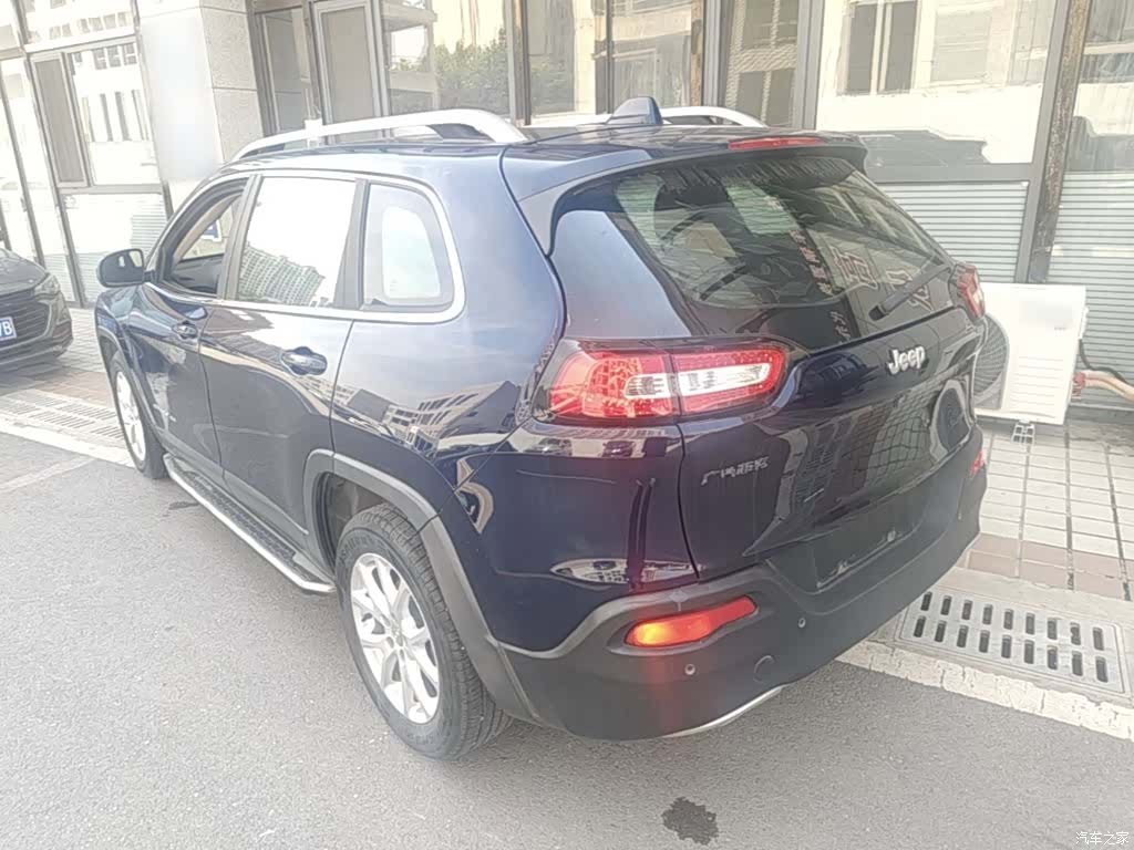 Jeep Cherokee, 2018 все фото