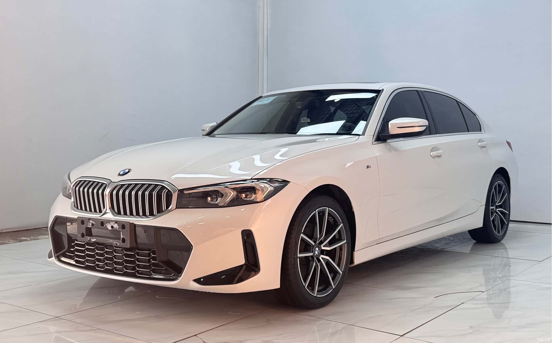 BMW 3 Series, 2023 1