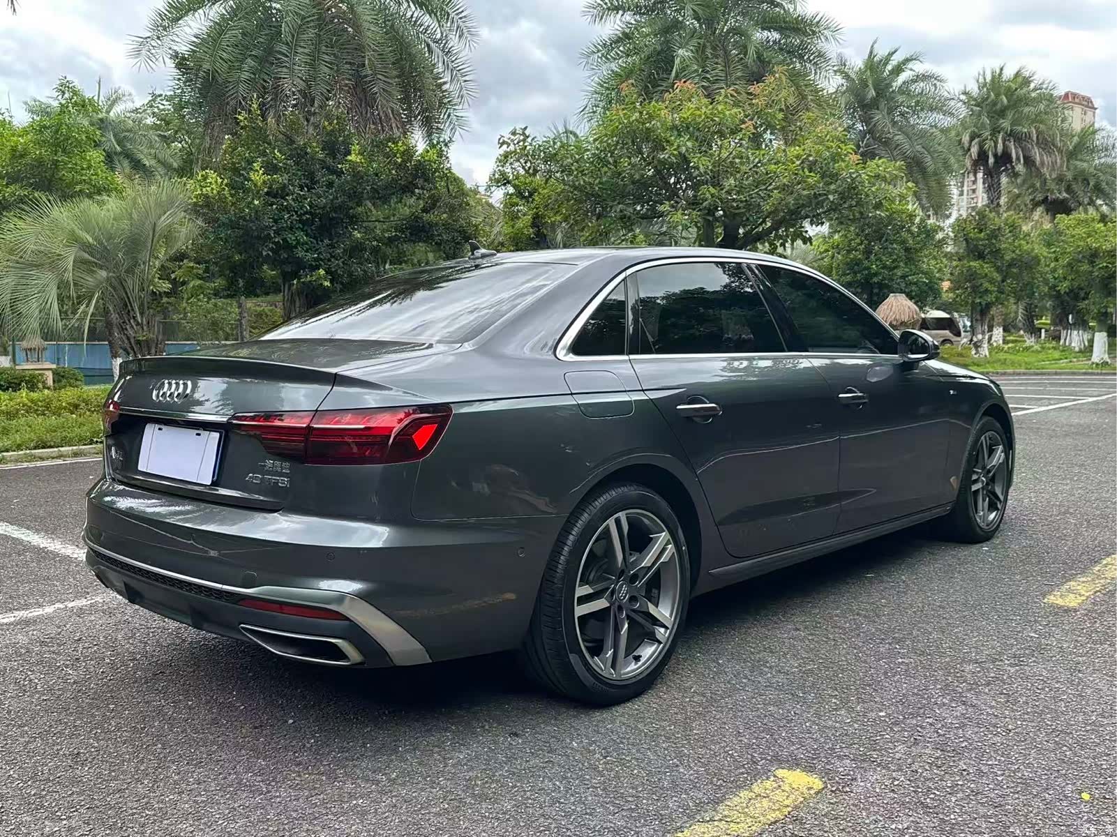 Audi A4L, 2020 7
