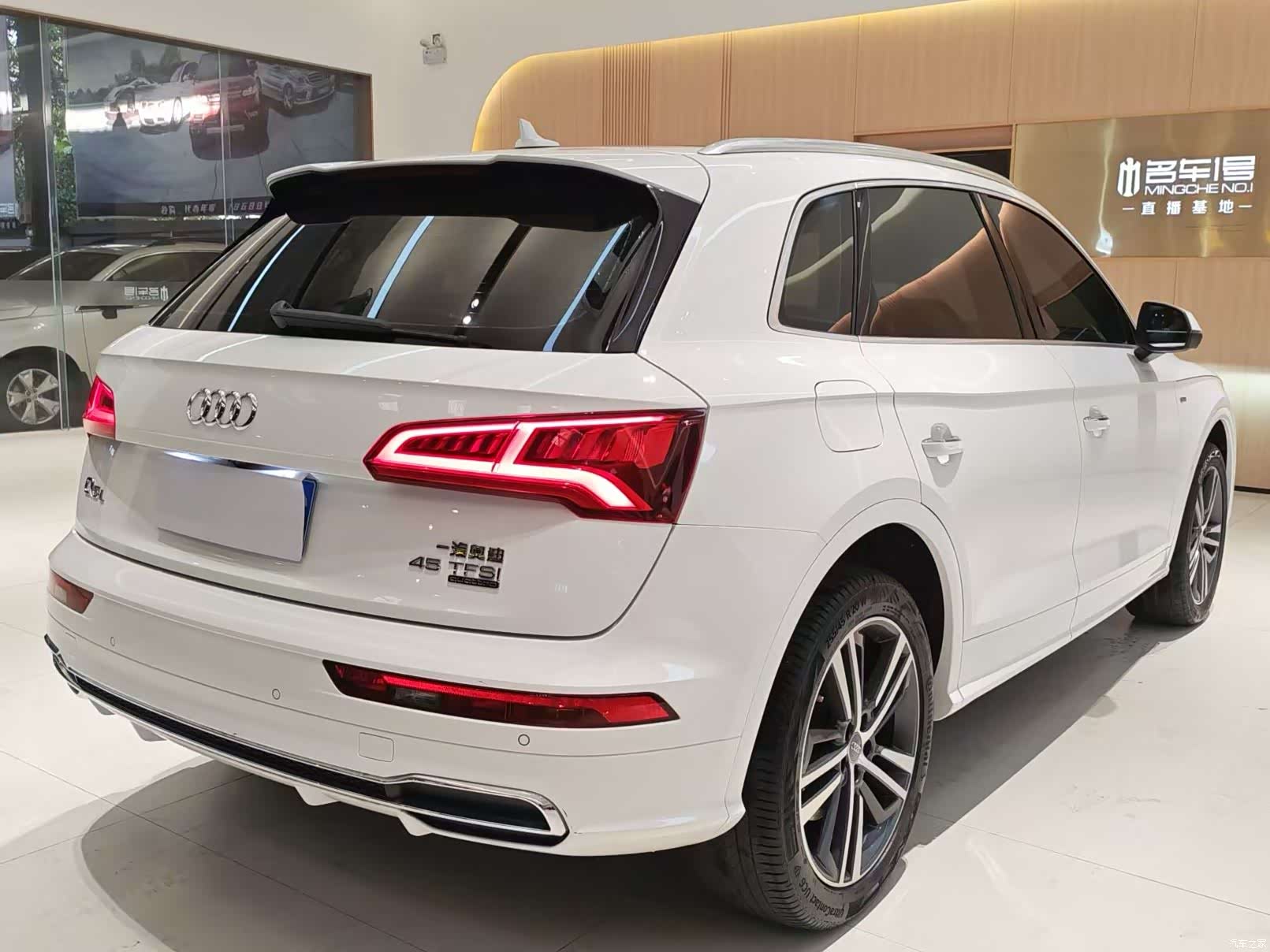 Audi Q5L, 2019 7