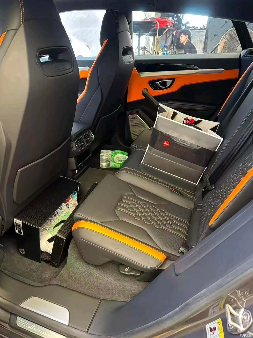 Lamborghini Urus, 2024 7