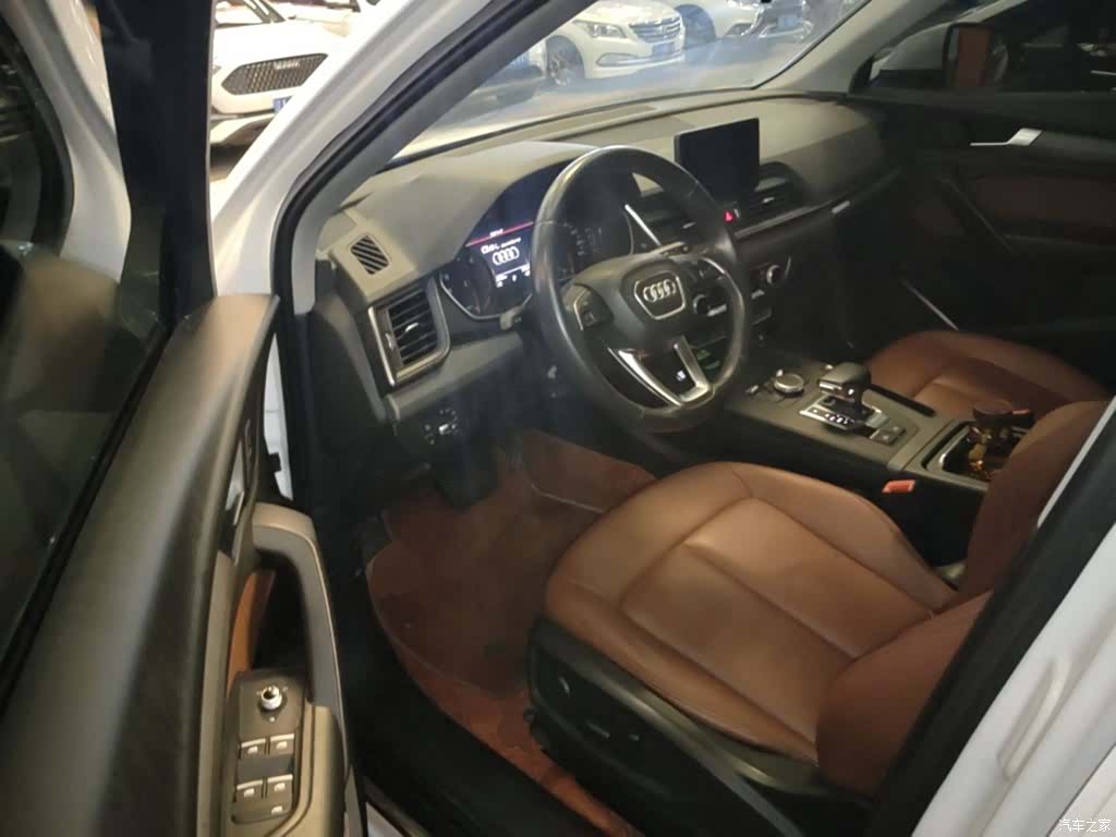 Audi Q5L, 2019 16