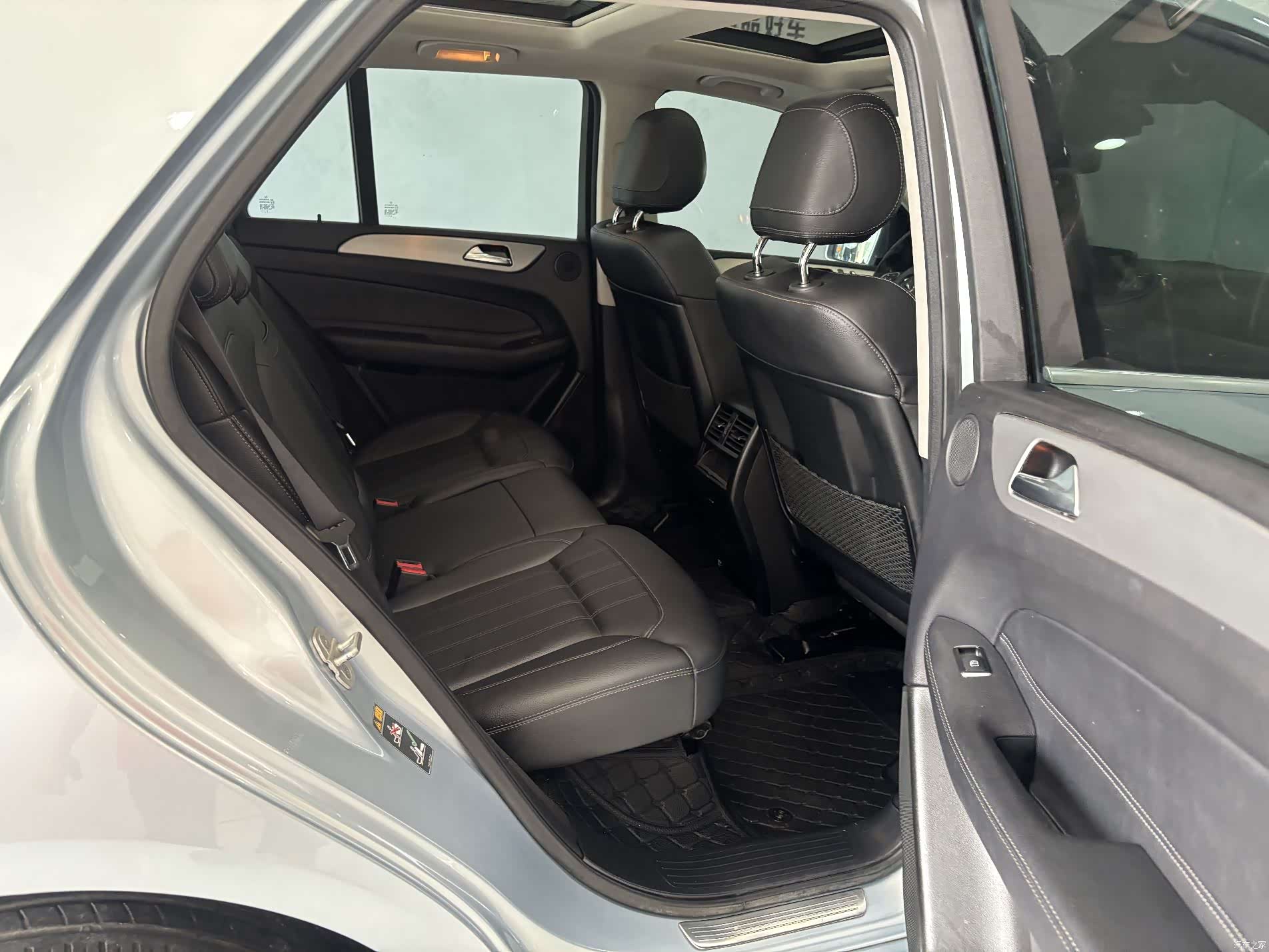 Mercedes-Benz GLE, 2016 23