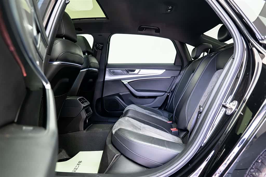 Audi A6L, 2021 13
