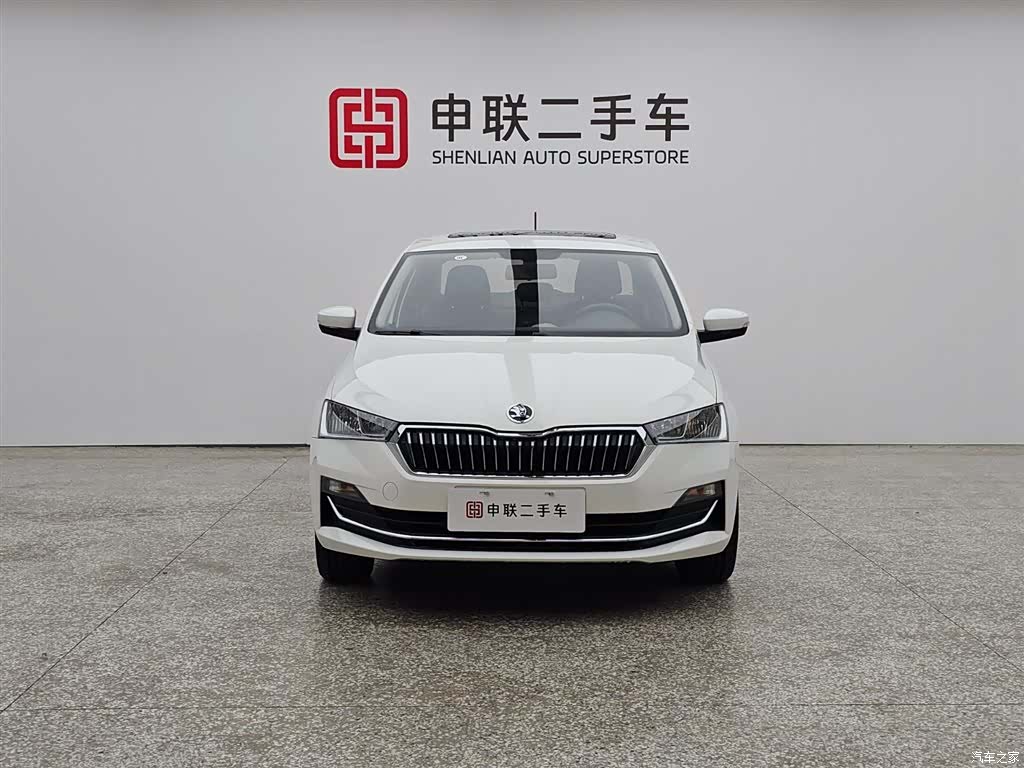 Skoda Rapid, 2022 все фото