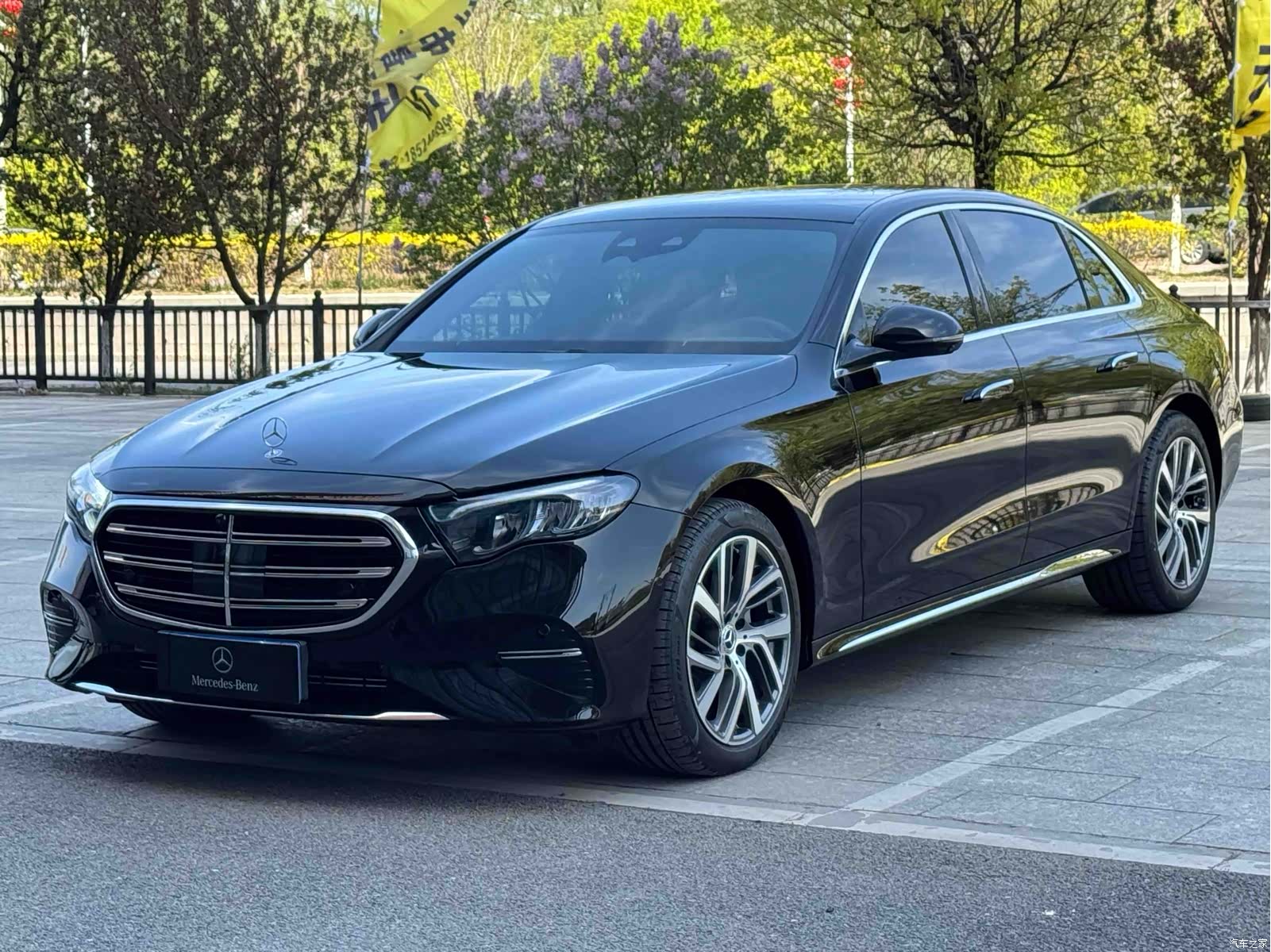 Mercedes-Benz E-Class, 2025 3
