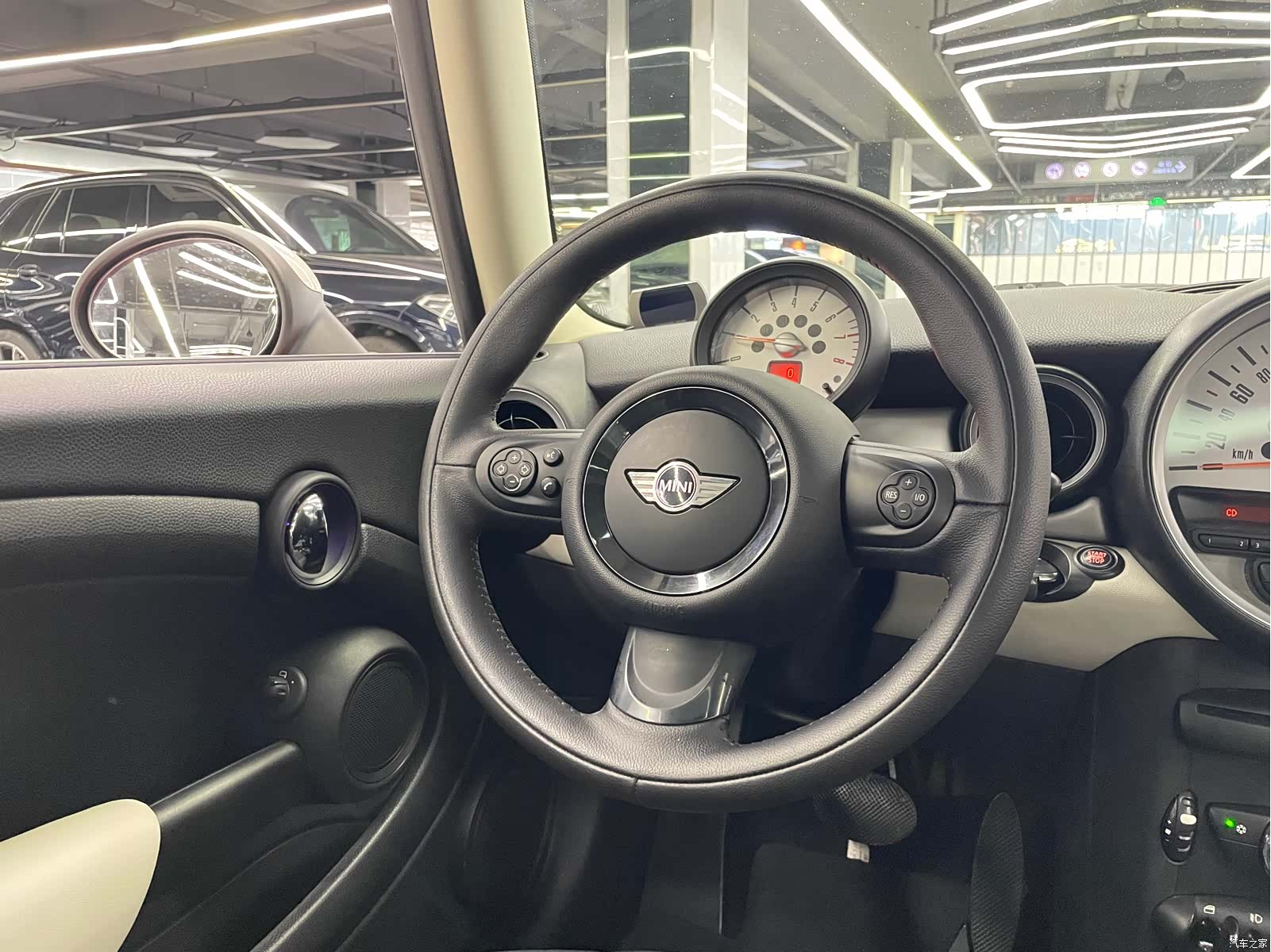 Mini Cooper, 2012 19