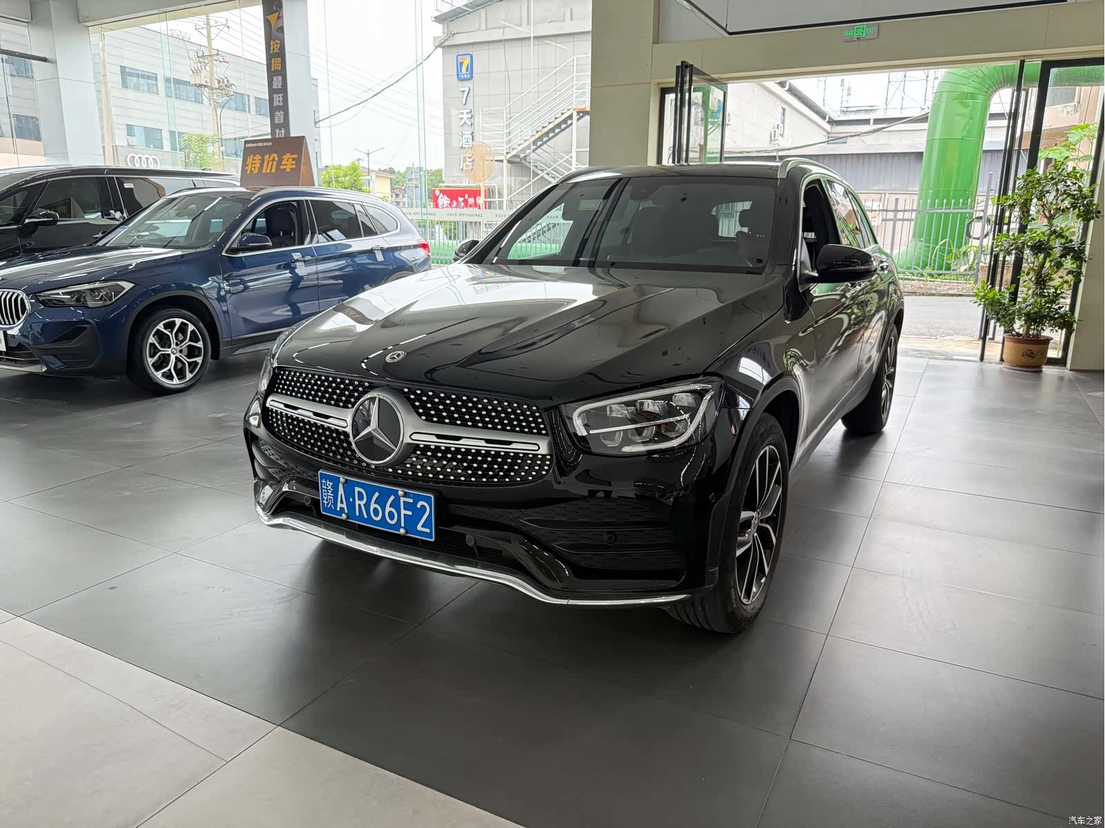 Mercedes-Benz GLC, 2022 1