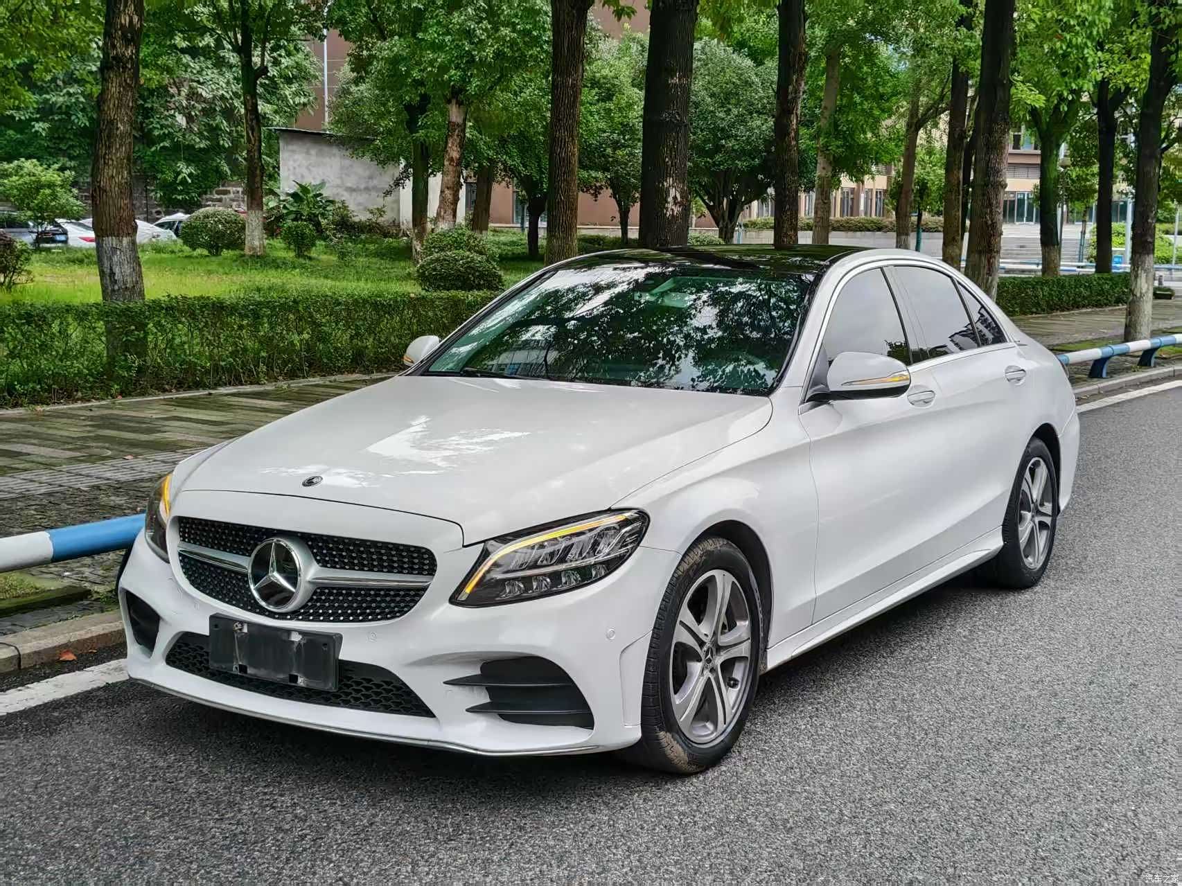 Mercedes-Benz C-Class, 2019 1
