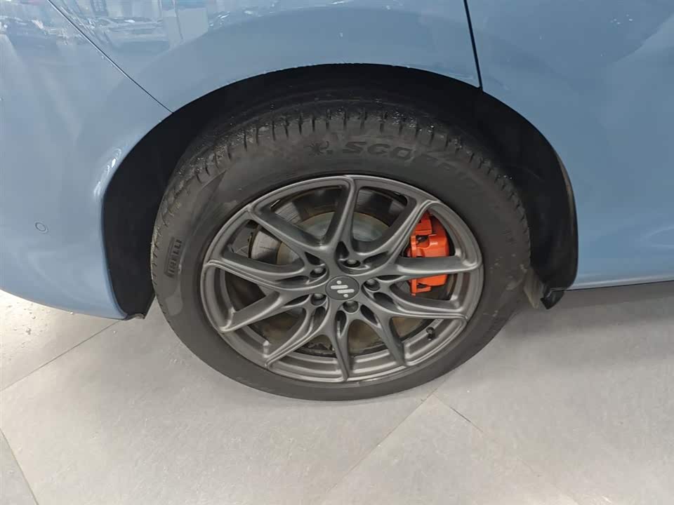 IM Motors Zhiji LS6 IM Motors Zhiji LS6