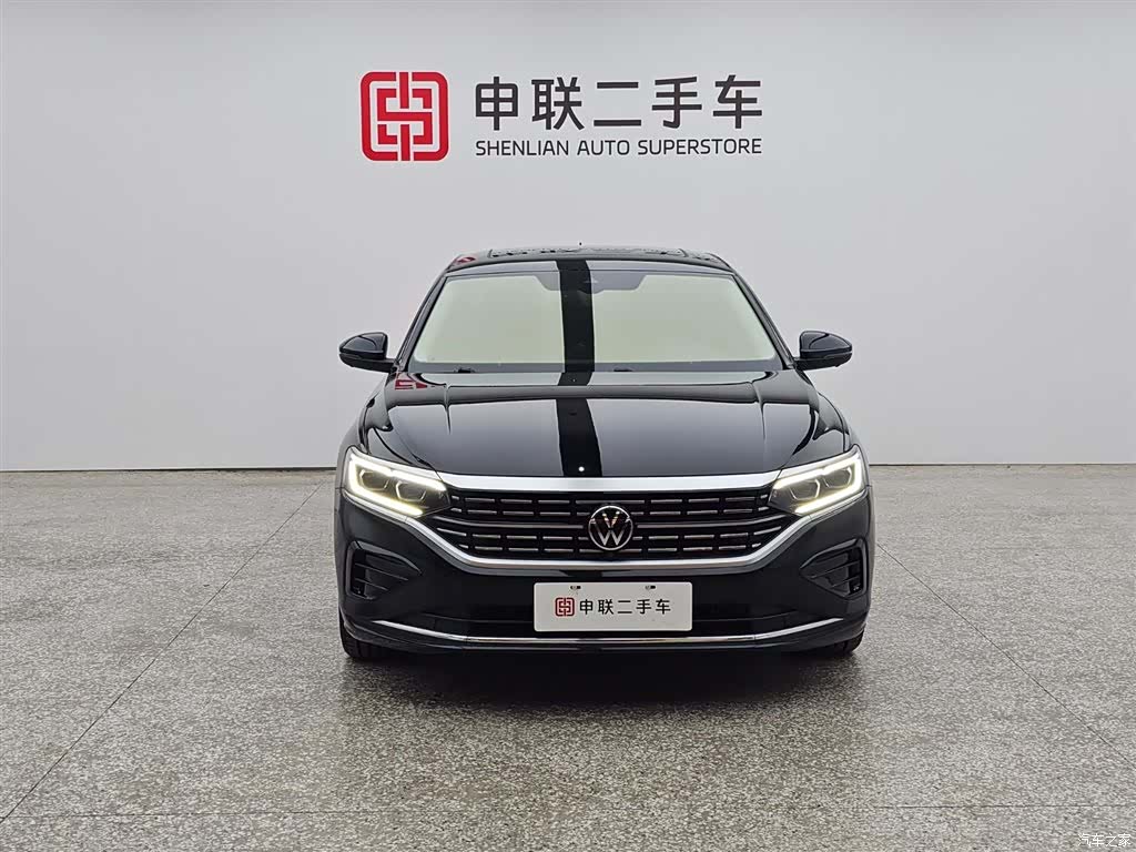 Volkswagen Passat, 2022 все фото