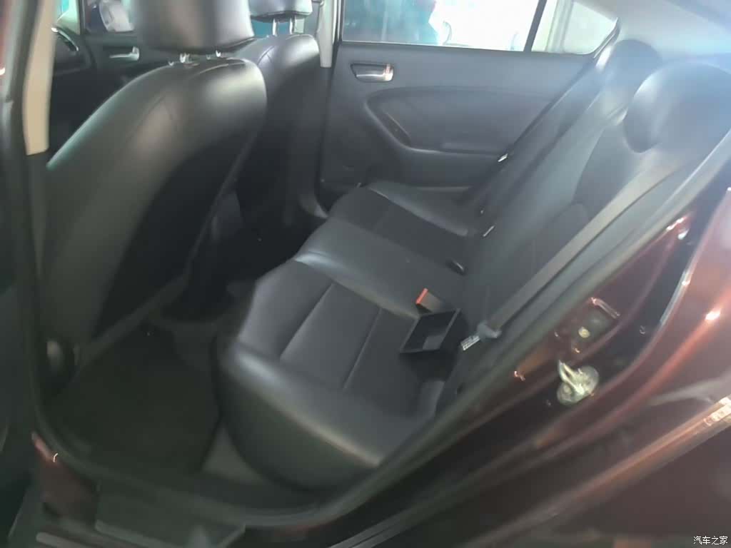Kia K3, 2016 13