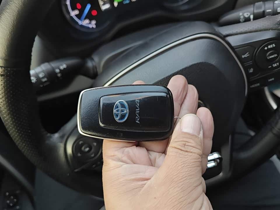 Toyota RAV4 Rongfang