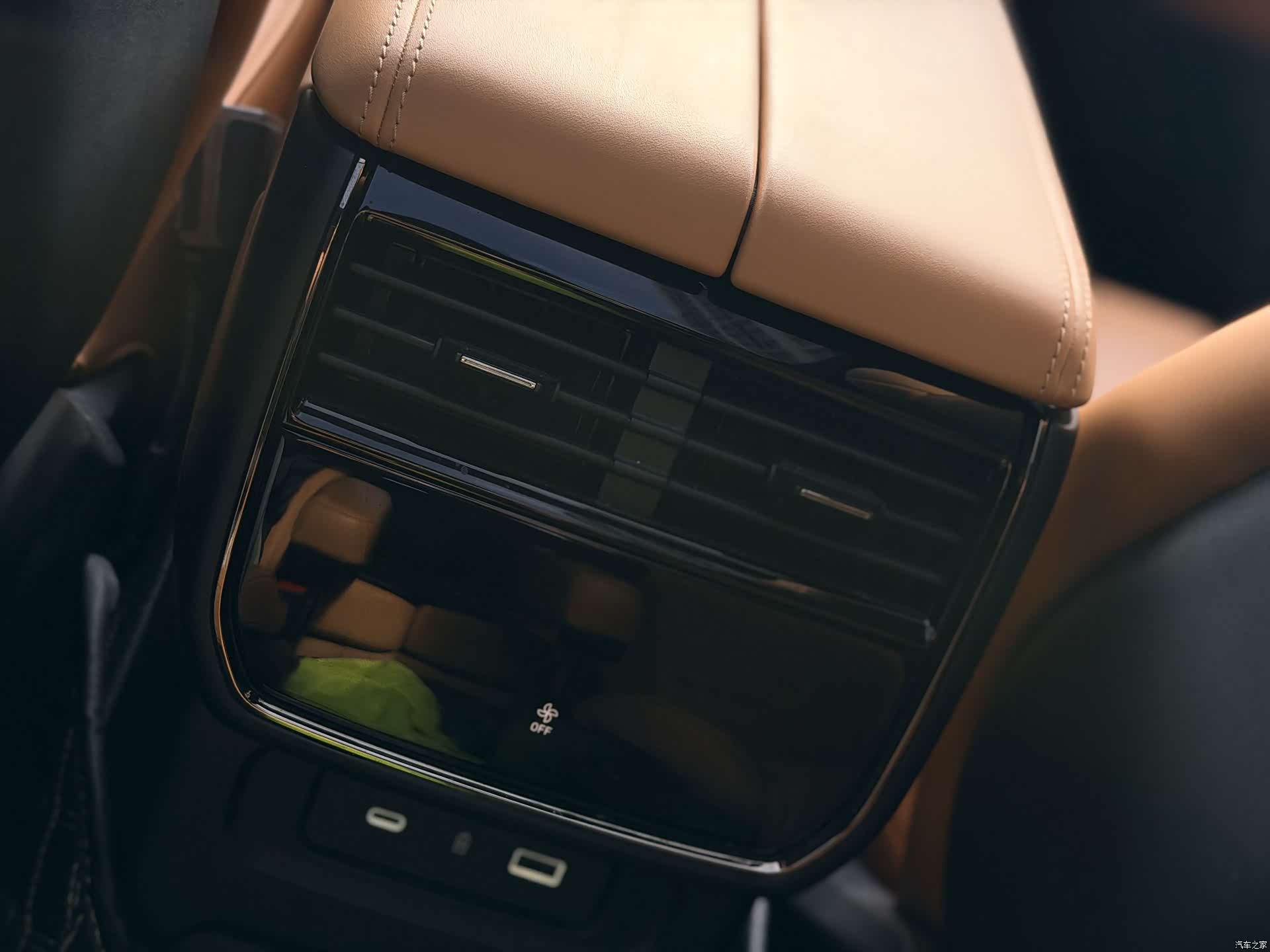Lynk & Co 02, 2022 10