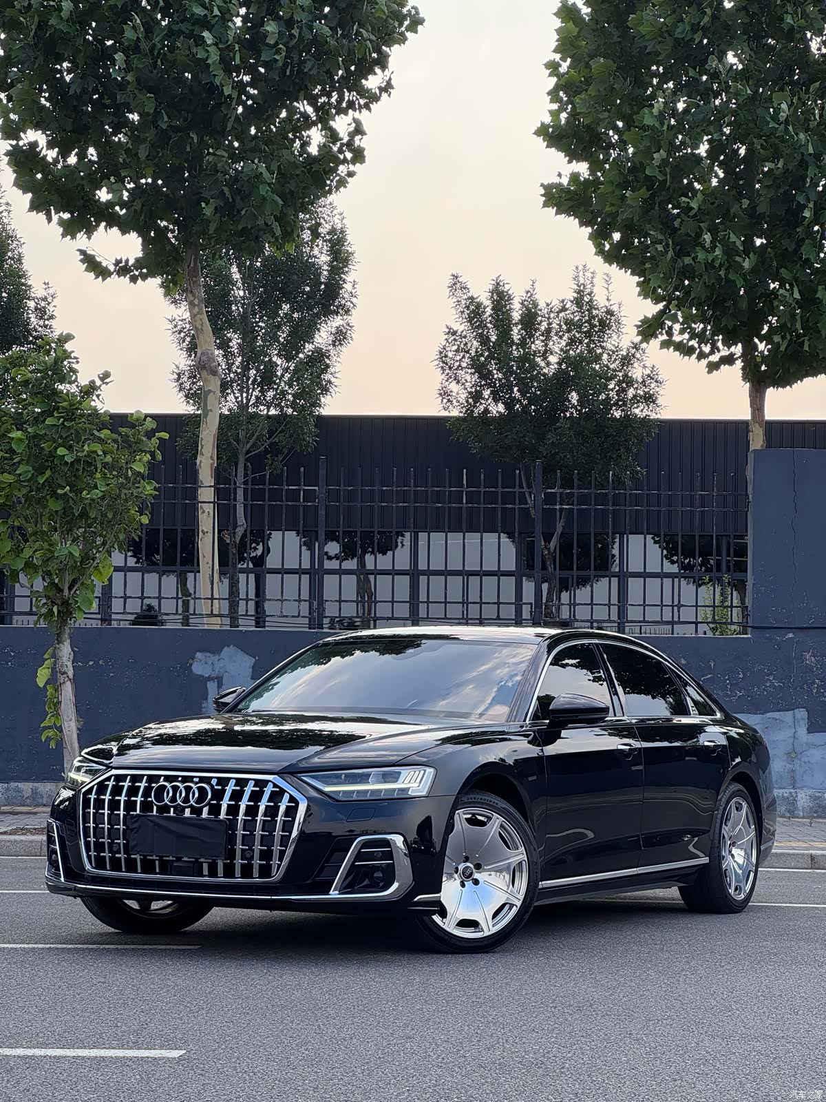 Audi A8L, 2021 3