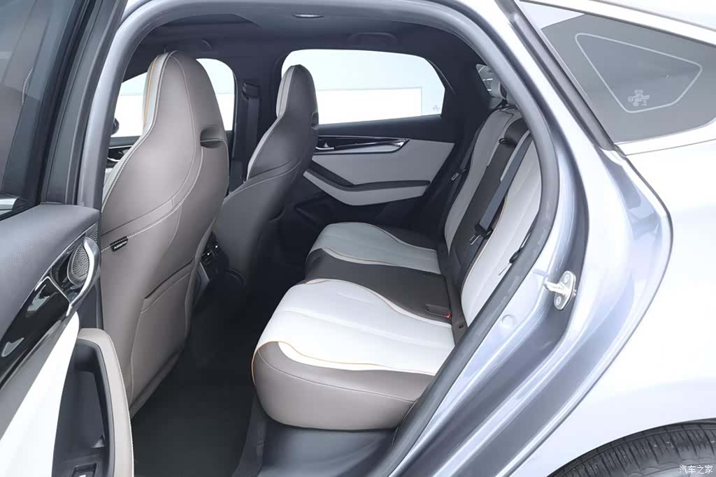 BYD Qin, 2023 11