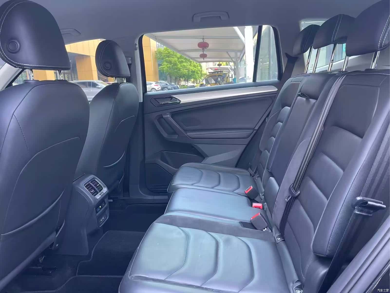 Volkswagen Tiguan L, 2019 14