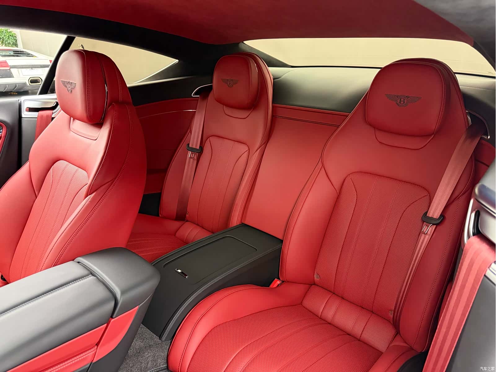 Bentley Continental GT, 2024 10