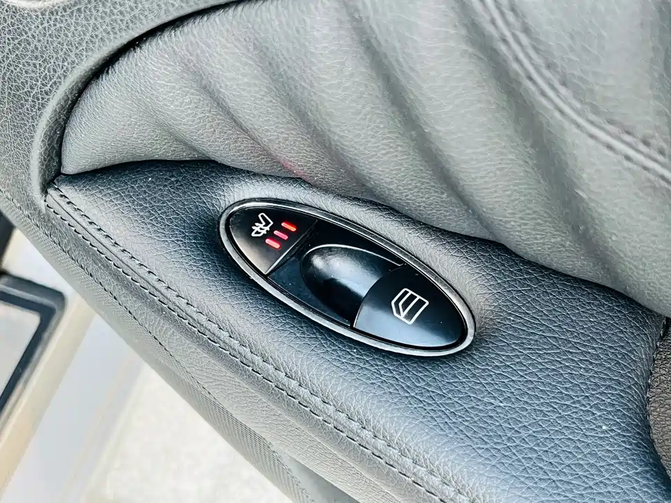 Mercedes-Benz E-class Mercedes-Benz E-class