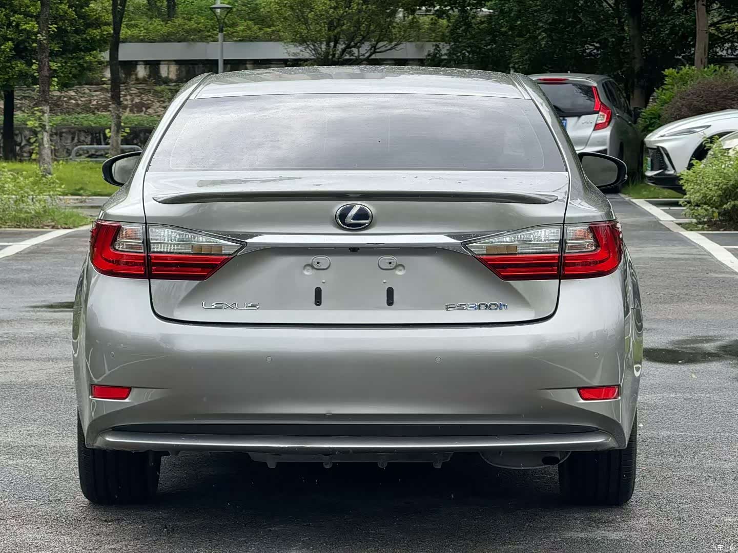 Lexus ES, 2018 3