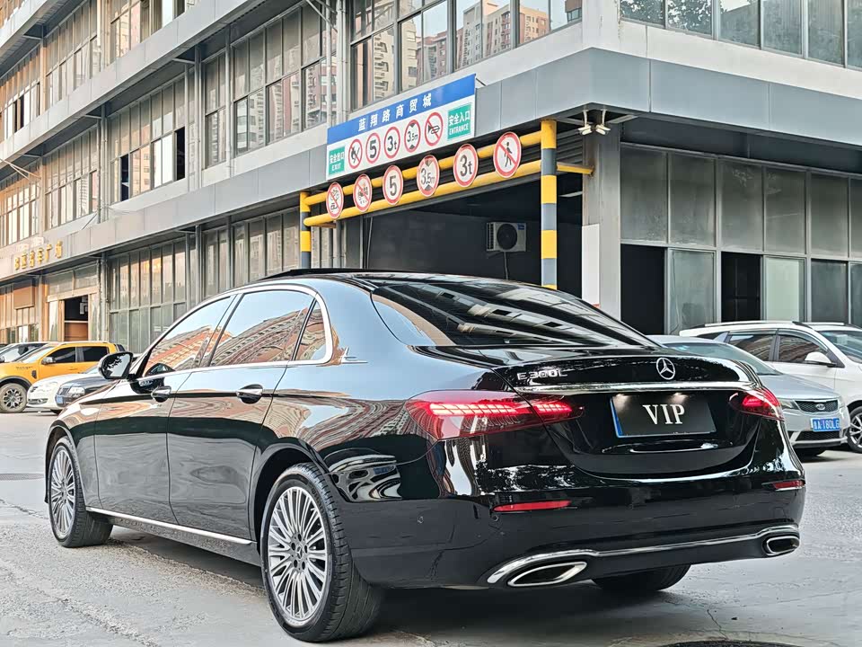 Mercedes-Benz E-class Mercedes-Benz E-class