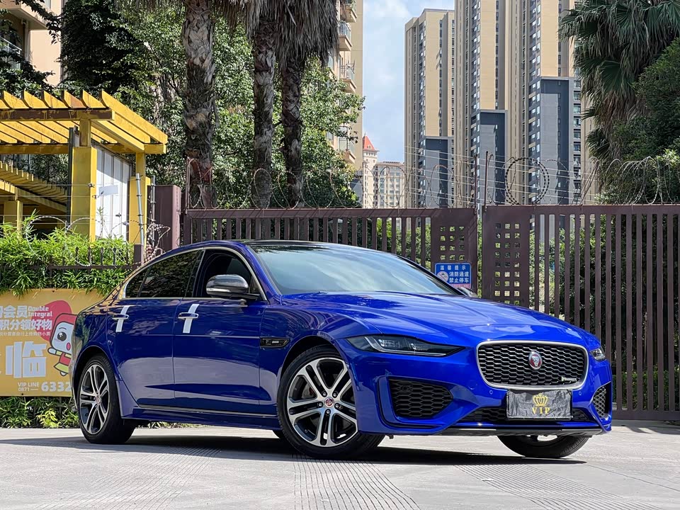 Jaguar XEL Jaguar XEL