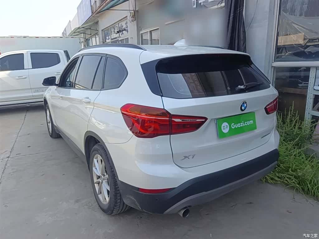 BMW X1, 2019 все фото