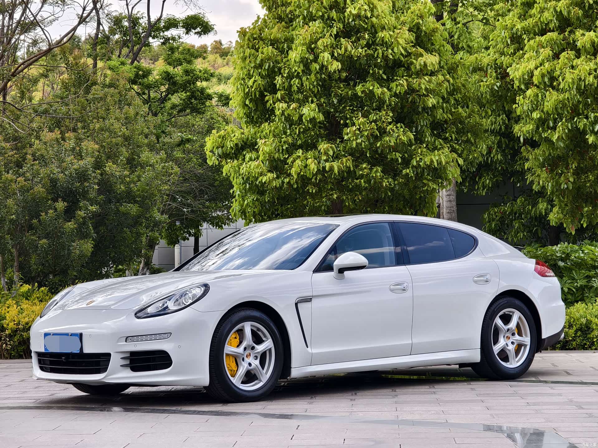 Porsche Panamera, 2014 1