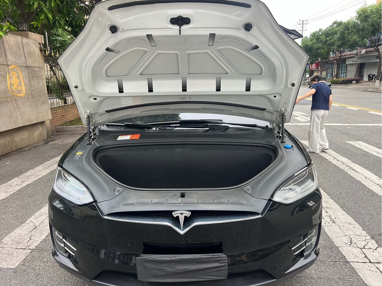 Tesla Model X, 2018 17
