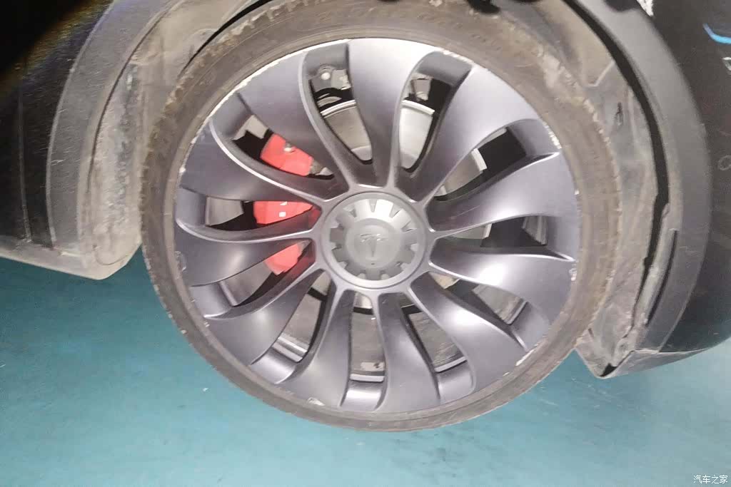 Tesla Model Y, 2022 6