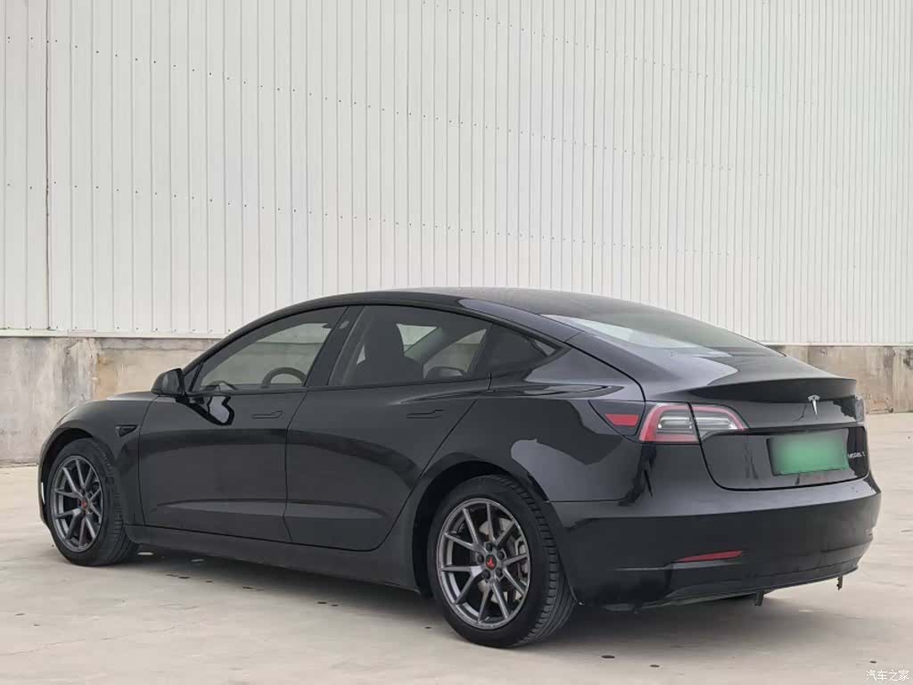 Tesla Model 3, 2021 10