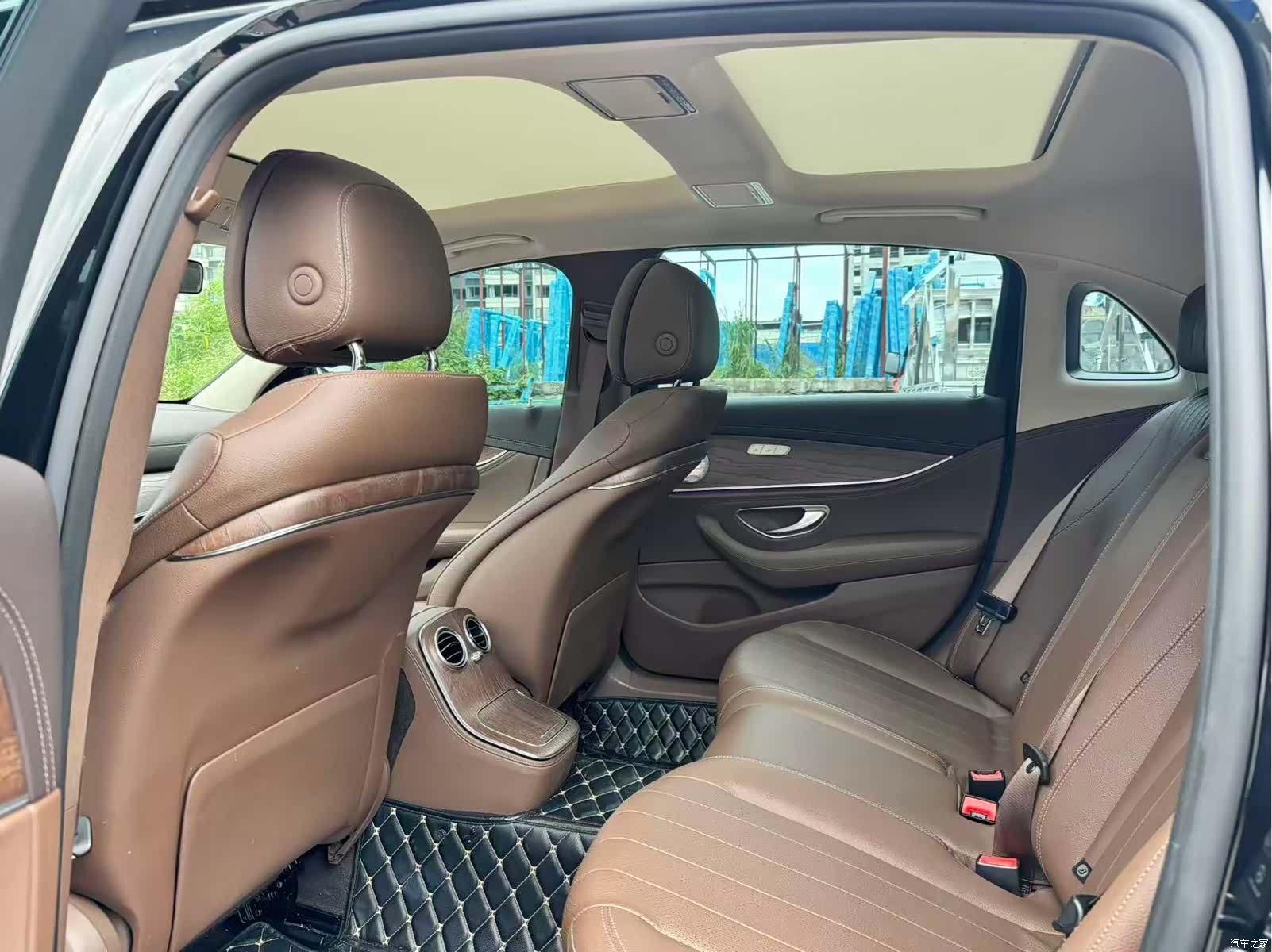 Mercedes-Benz E-Class, 2021 8