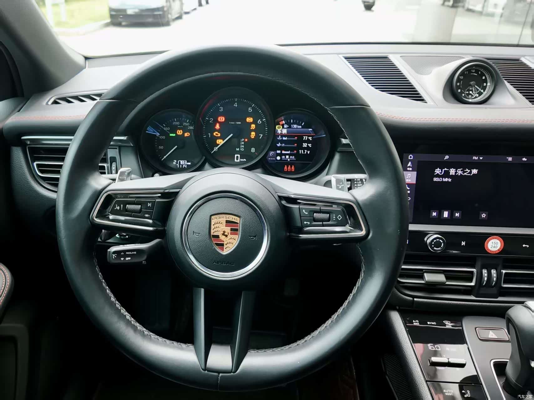 Porsche Macan, 2023 9