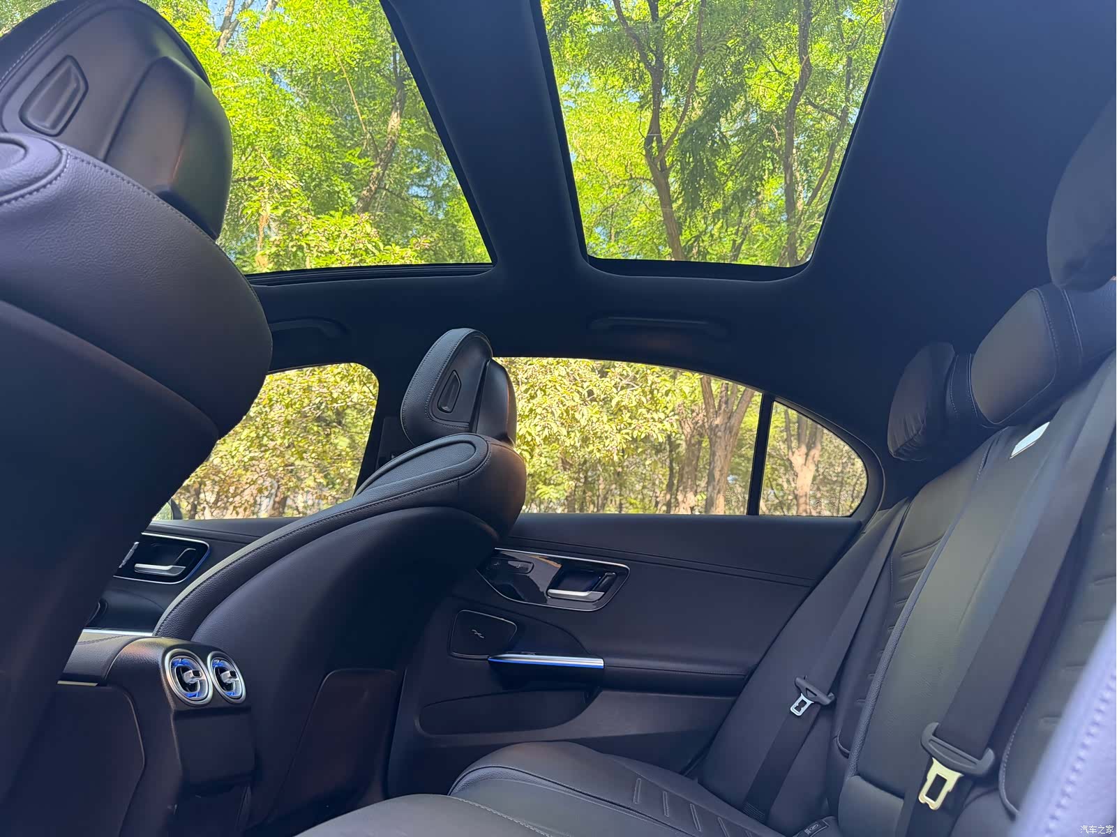 Mercedes-Benz C-Class, 2023 9