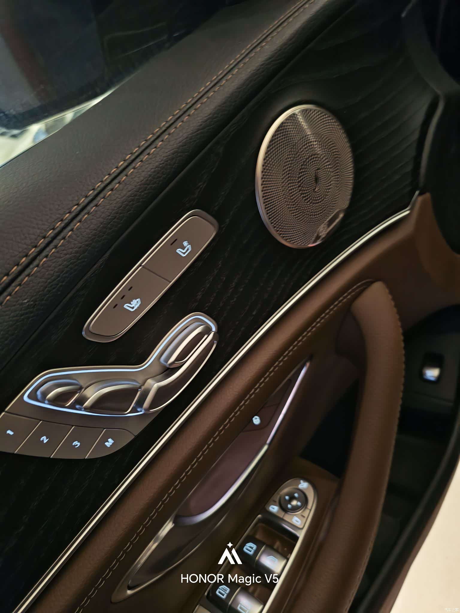 Mercedes-Benz E-Class, 2023 10