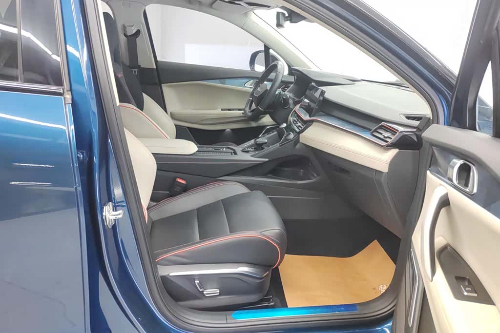 Lynk & Co 02, 2022 8