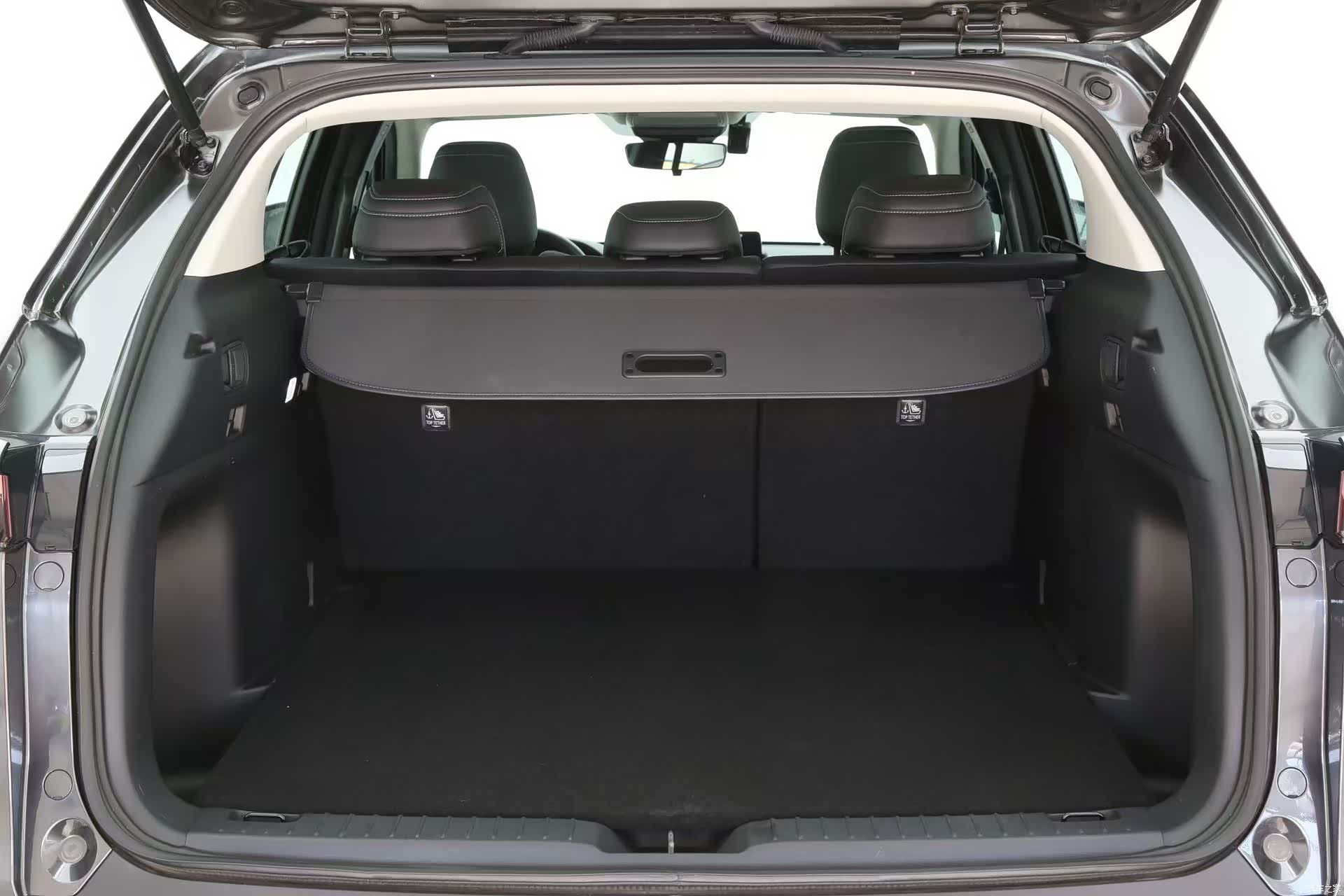 Mazda CX-50, 2023 8