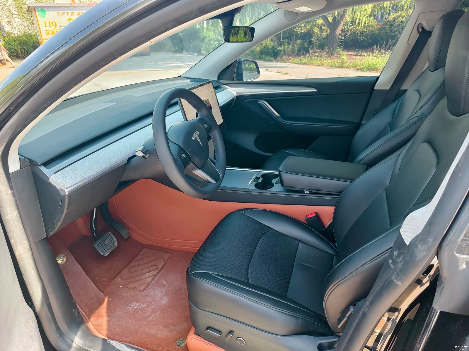 Tesla Model Y, 2023 6
