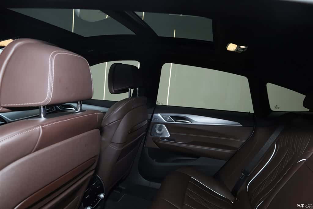 BMW 6 Series GT, 2019 31
