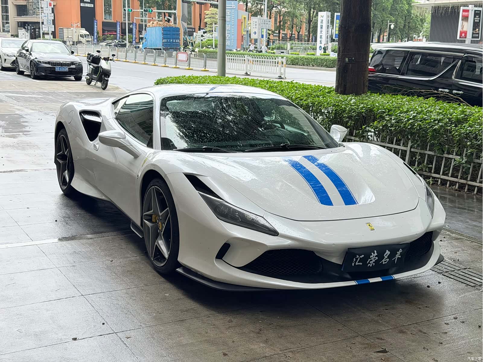 Ferrari F8, 2021 3