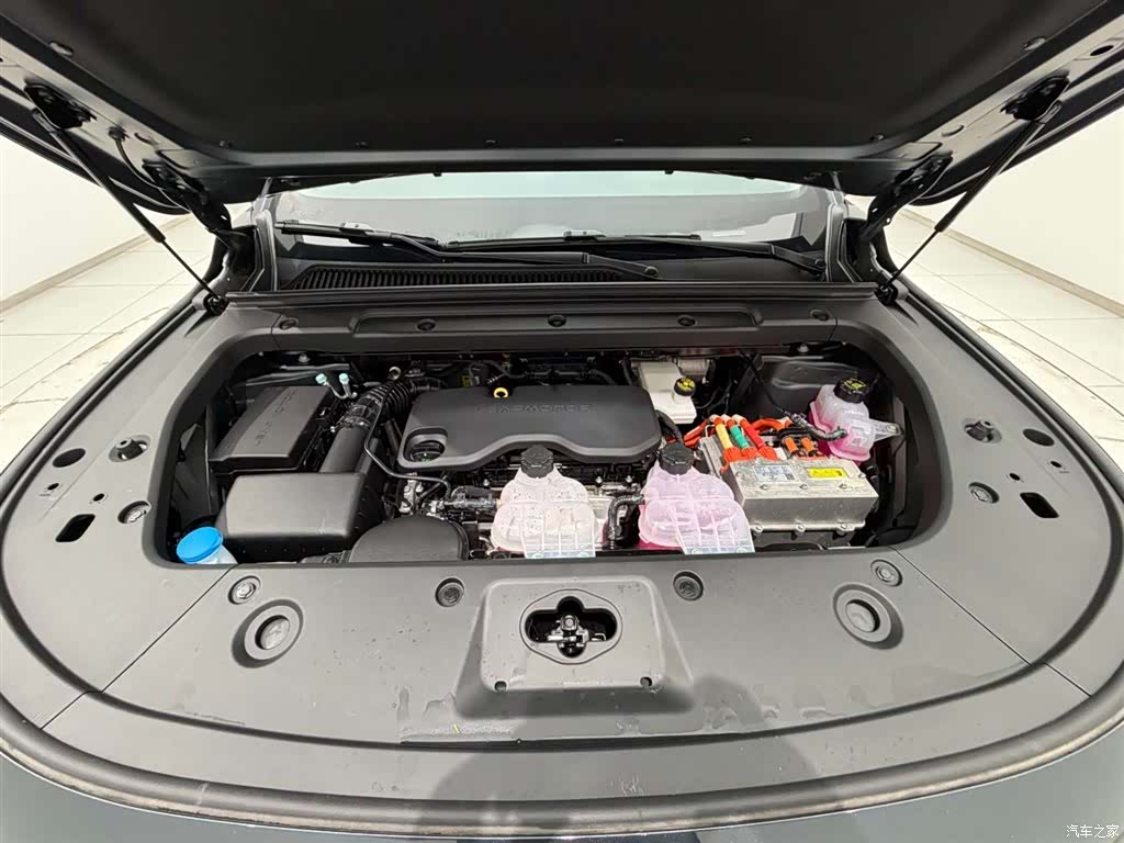 Leapmotor C16, 2025 18