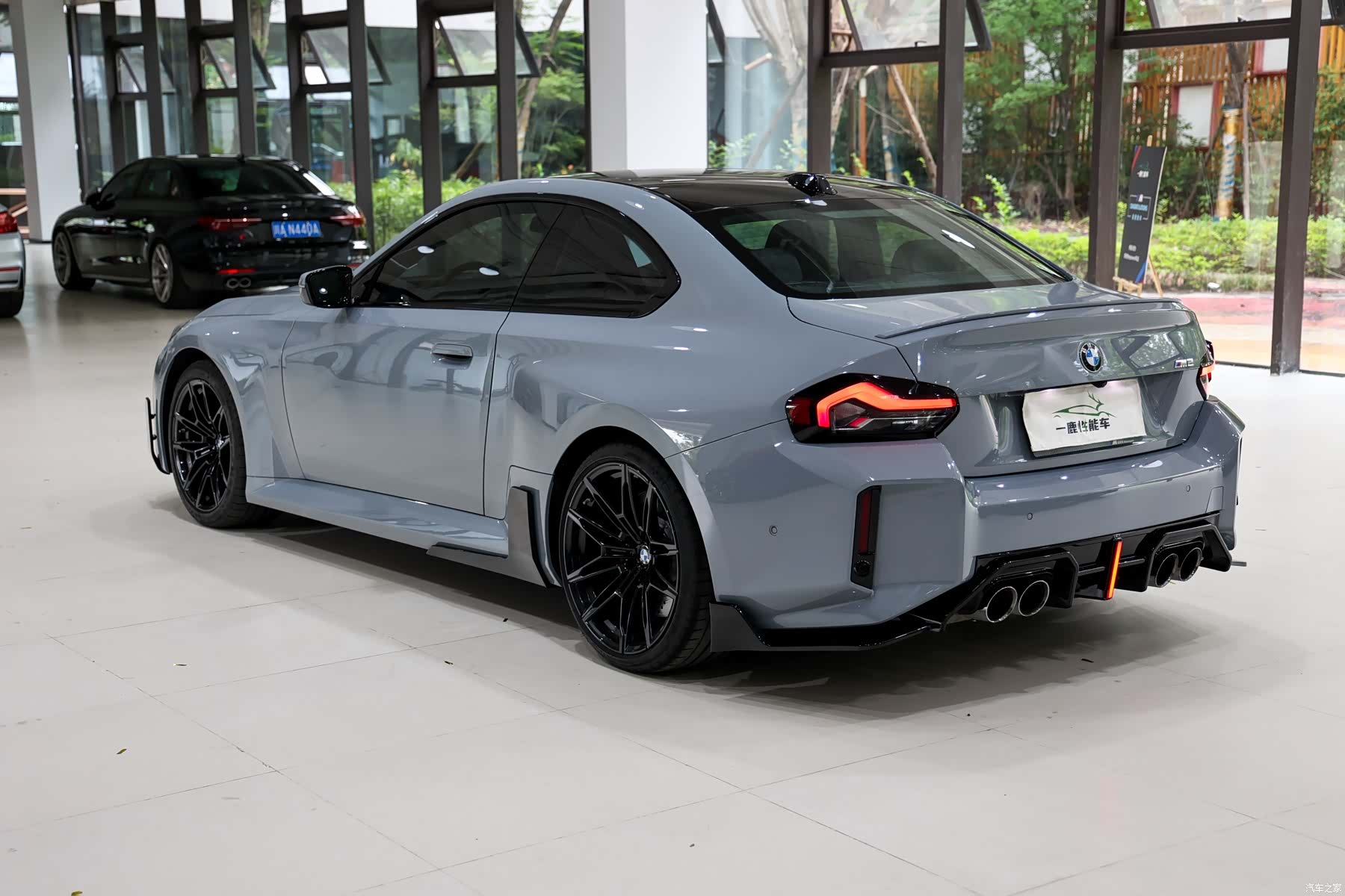 BMW M2, 2023 все фото