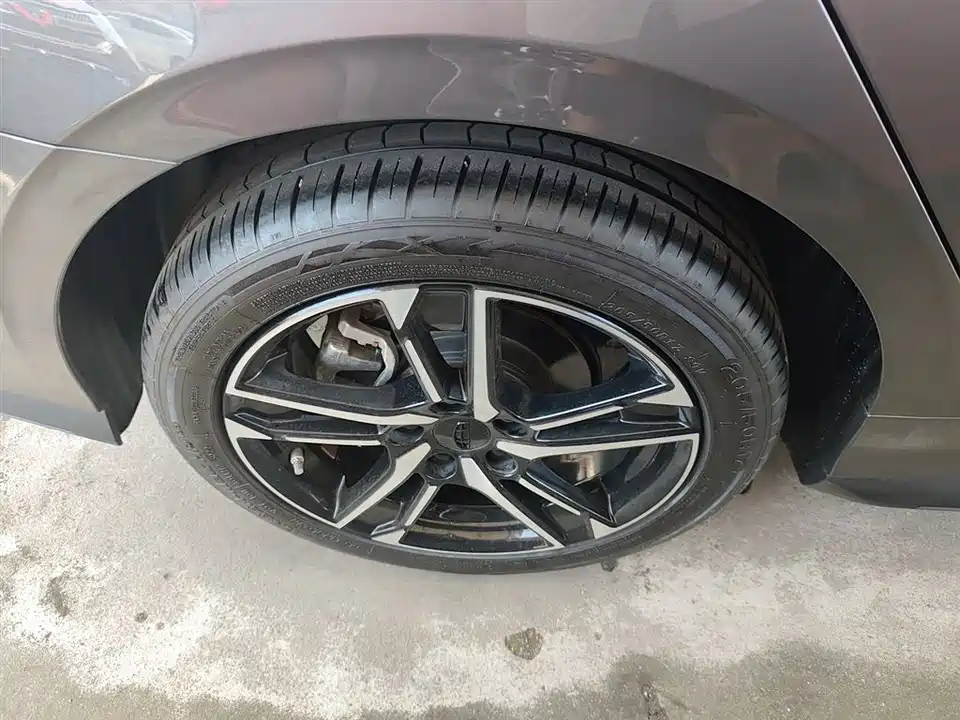 Geely Binrui Geely Binrui
