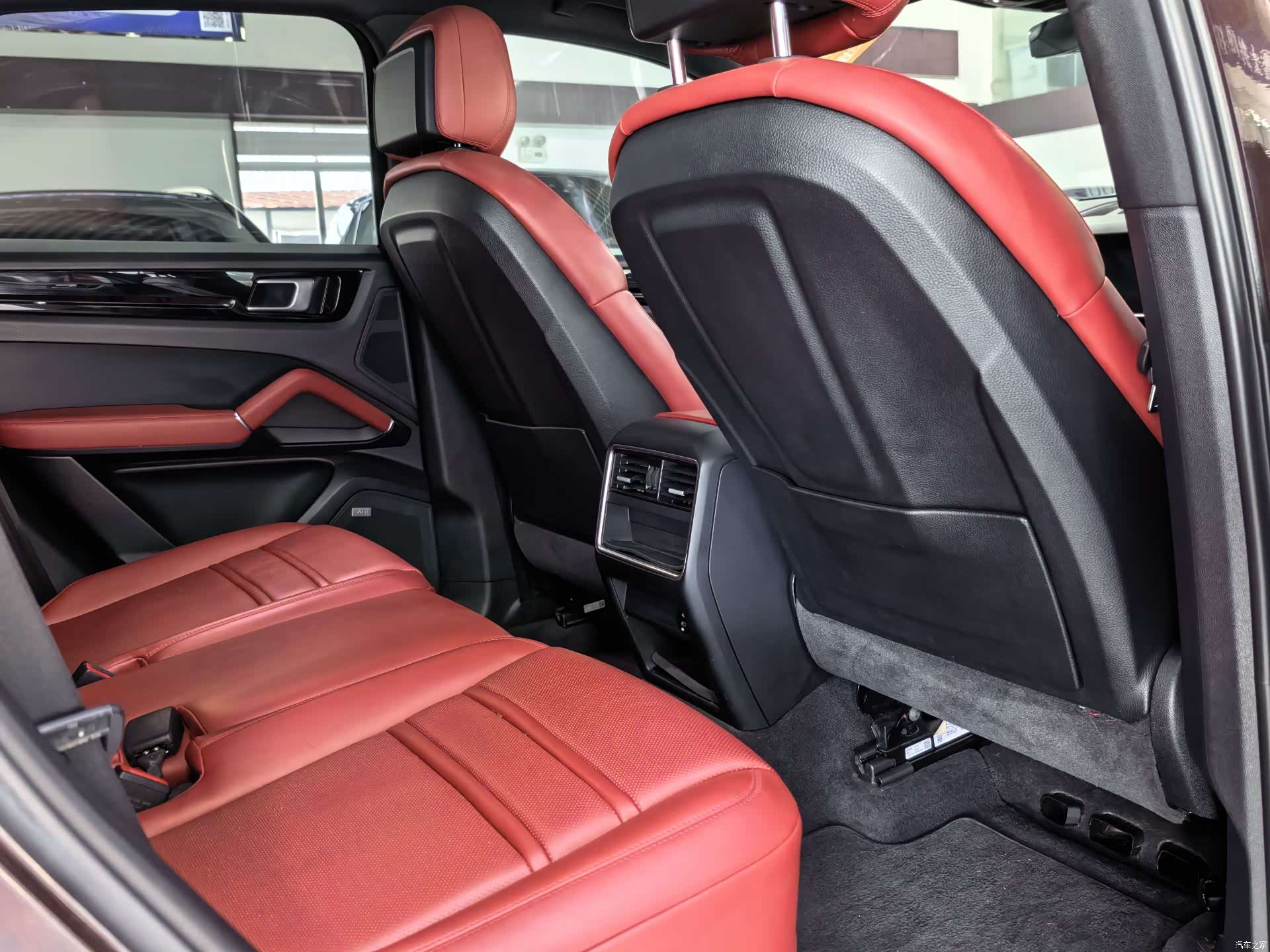 Porsche Cayenne, 2020 7