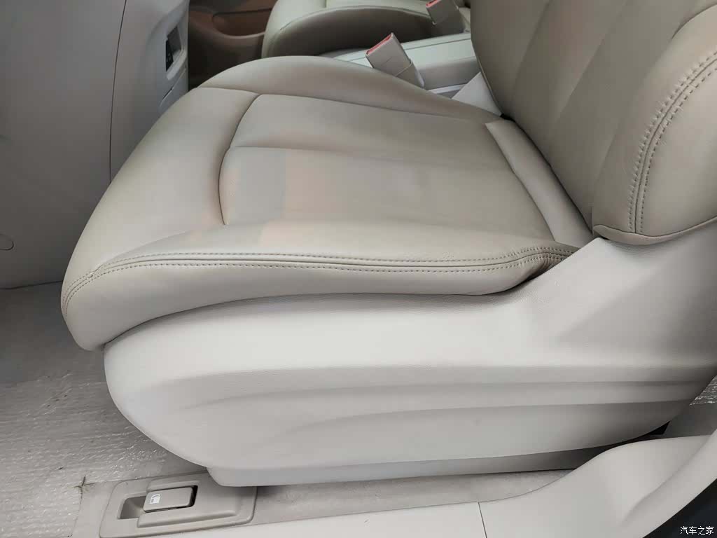 Buick GL8, 2023 20