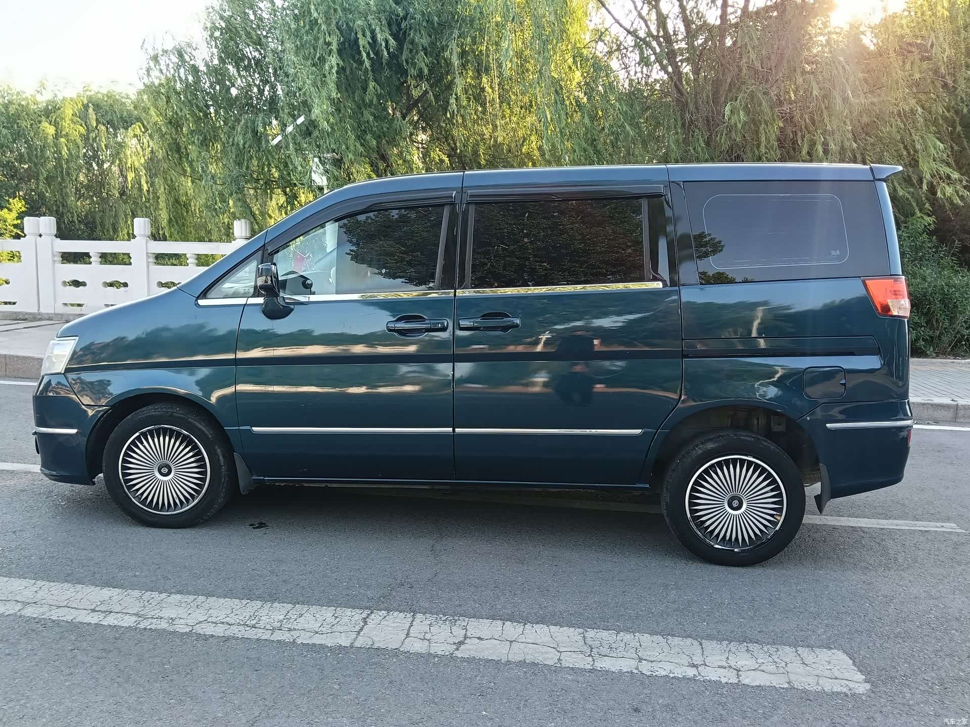Nissan 7, 2011 4